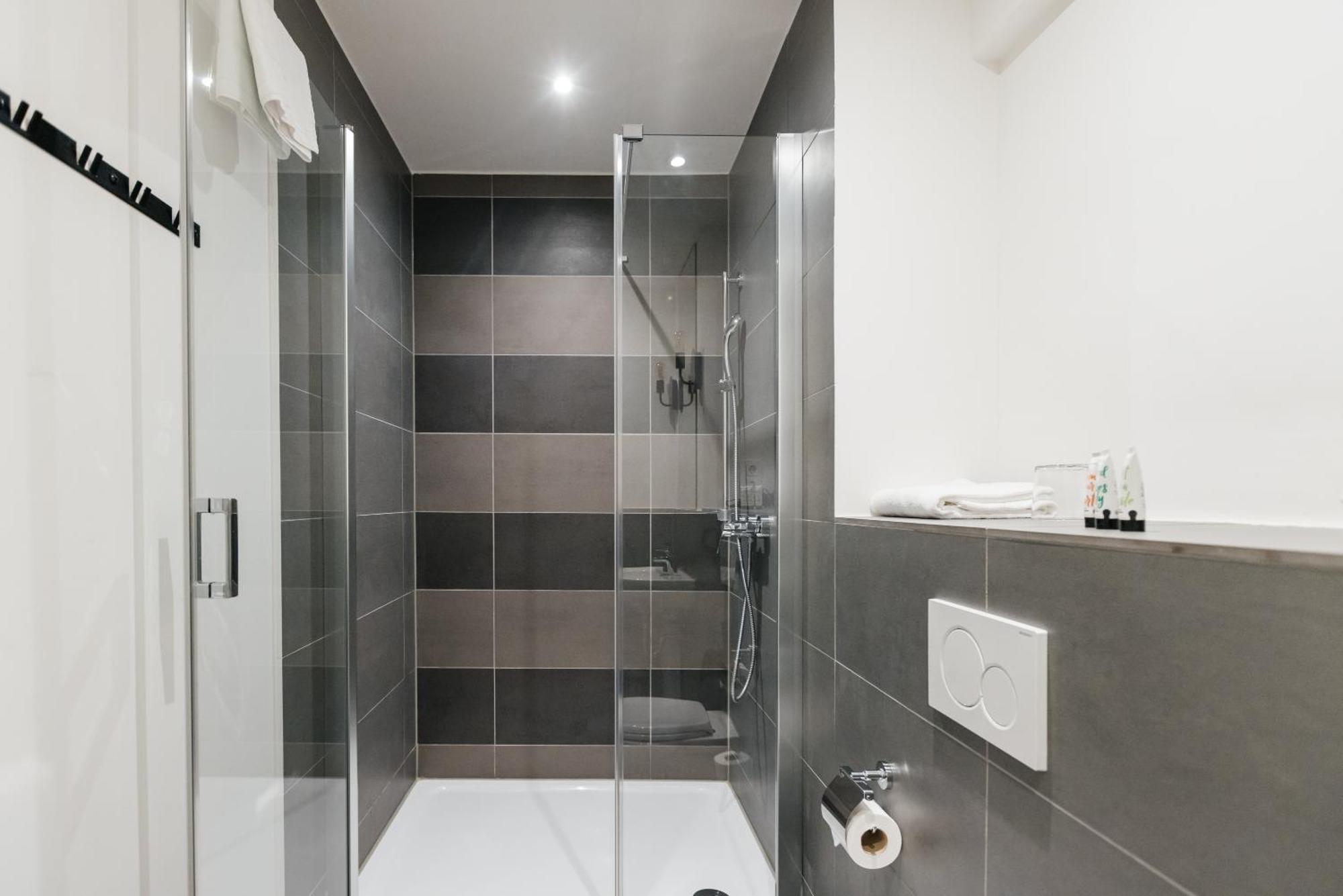 Staycity Centre Aparthotel 5*